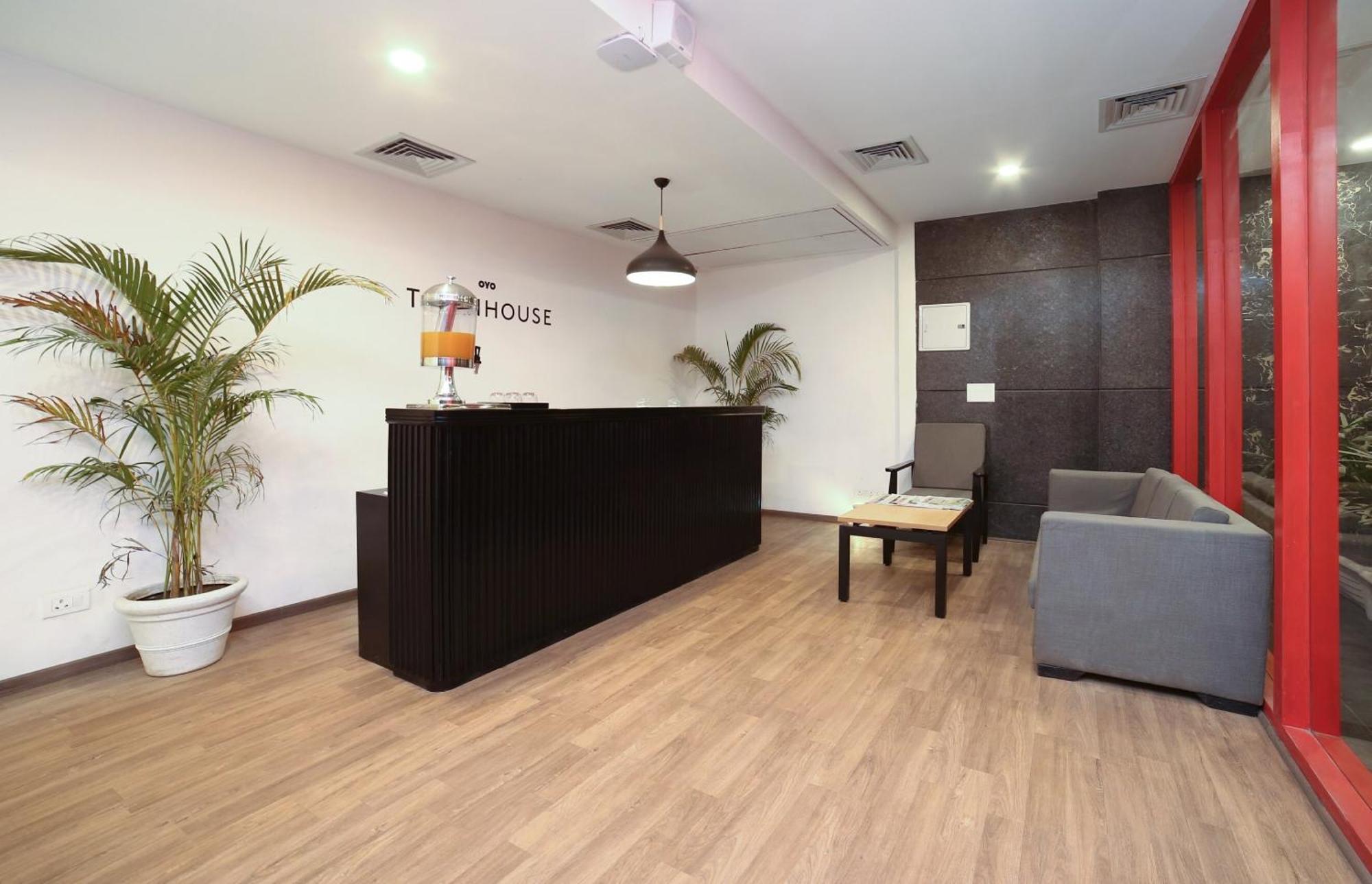 Townhouse Chattarpur Opp. Tivoli Garden Near Chhatarpur Metro Station Hotel New Delhi